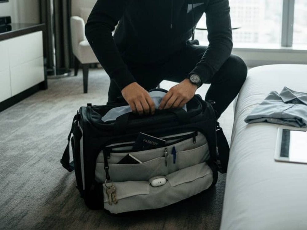 Personal Item vs Carry-On Luggage — Size, Rules & Key Differences